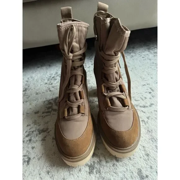 DOLCE VITA Celida NWOB Heeled Ankle Bootie - Picture 3 of 13